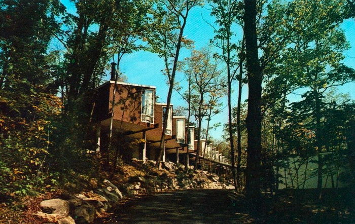 Stricklands Mountain Inn and Cottages - Vintage Postcard And Photo (newer photo)